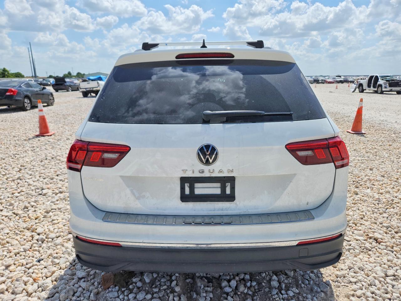 2023 Volkswagen Tiguan S - Фото 6