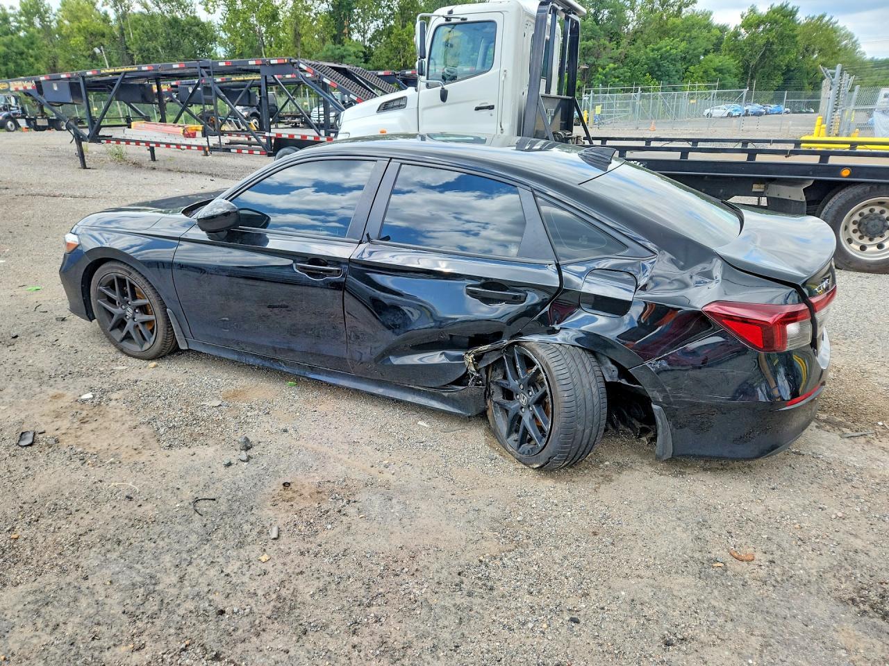 2025 Honda Civic Sport - Фото 2