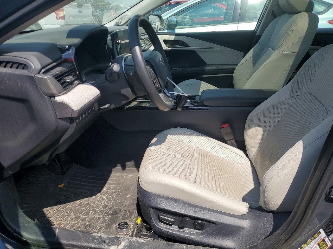 2026 Toyota Camry Xle - Image 7