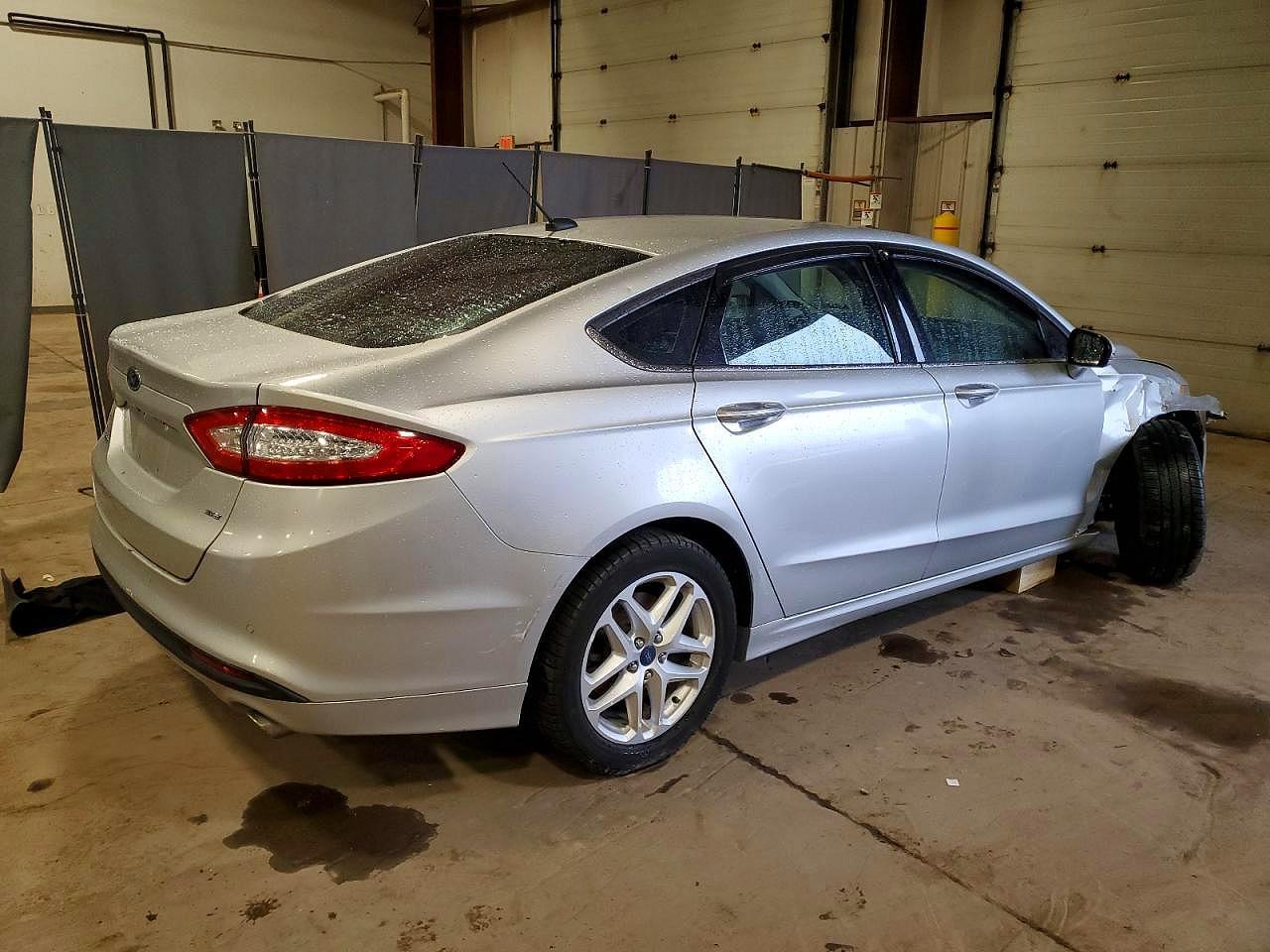 2016 Ford Fusion Se - Фото 3