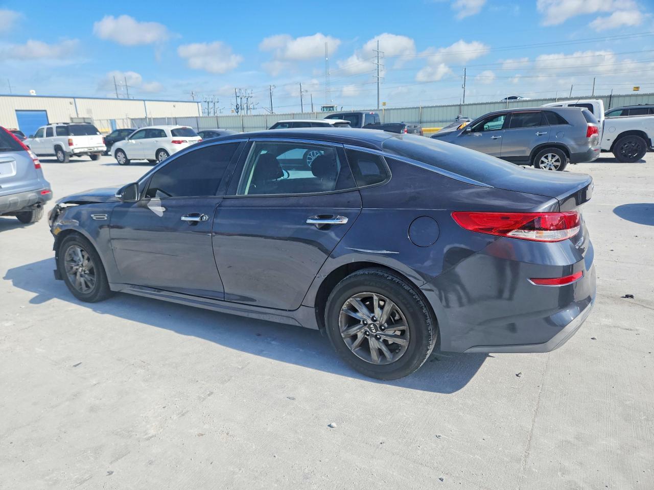 2019 Kia Optima Lx - Фото 2