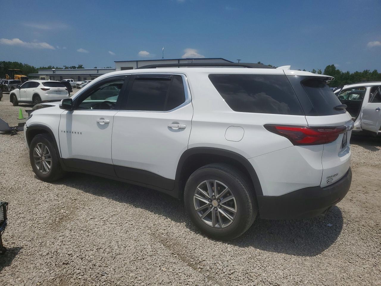 2022 Chevrolet Traverse Lt - Фото 2