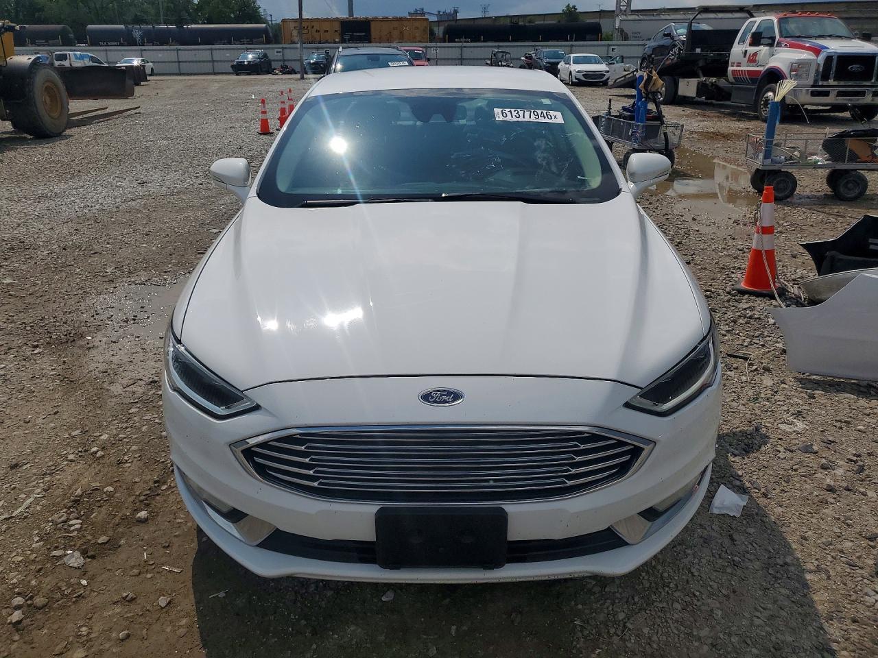 2017 Ford Fusion Se Hybrid - Image 5