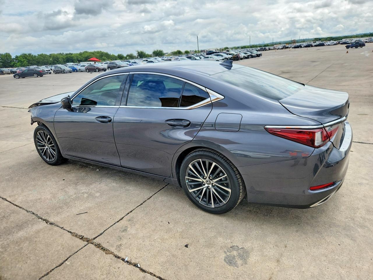 2023 Lexus Es 350 Base - Image 2