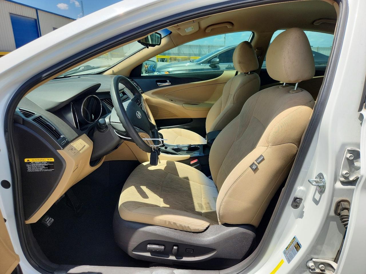 2014 Hyundai Sonata Gls - Image 7