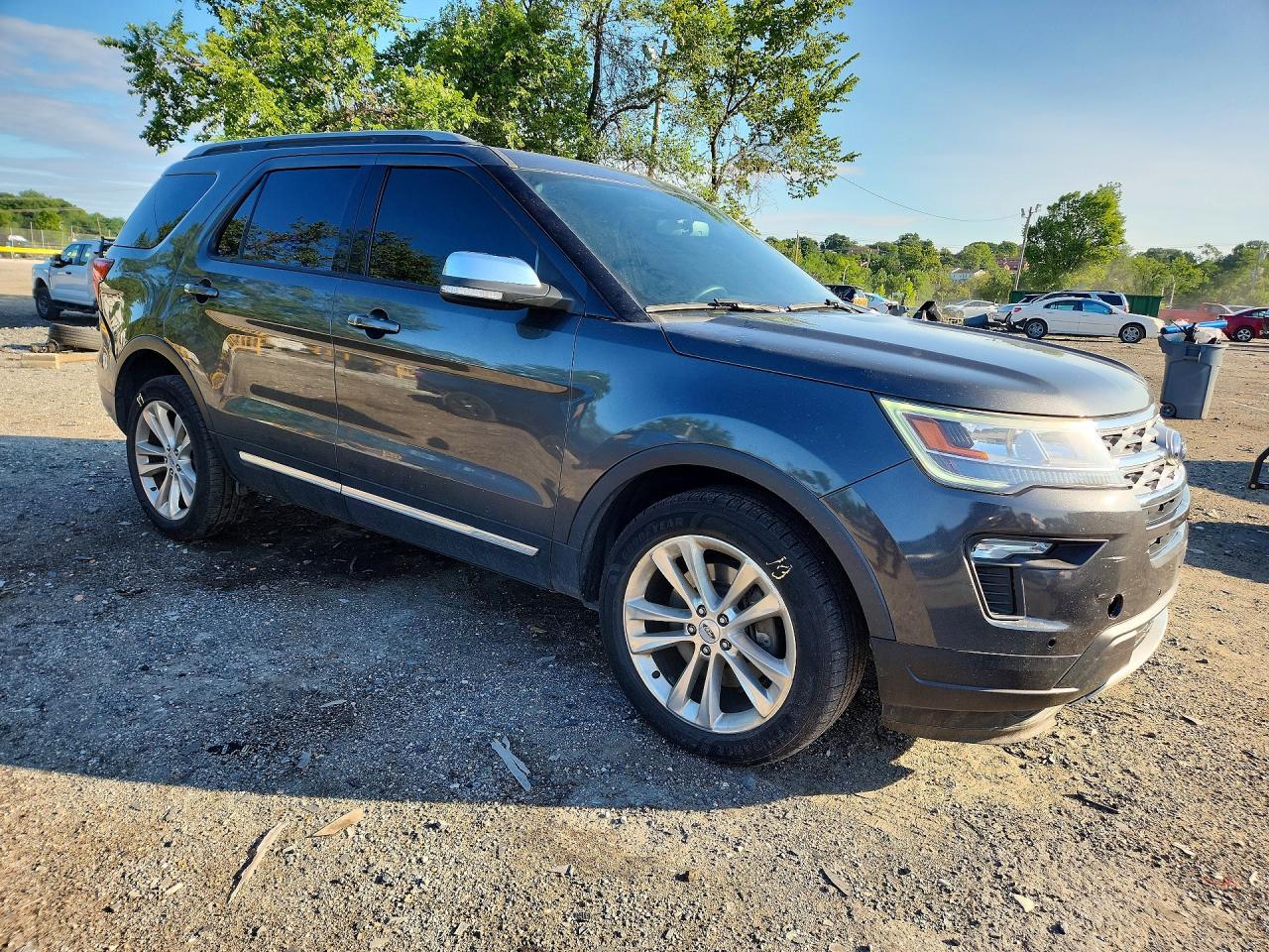 2019 Ford Explorer Xlt - Фото 4