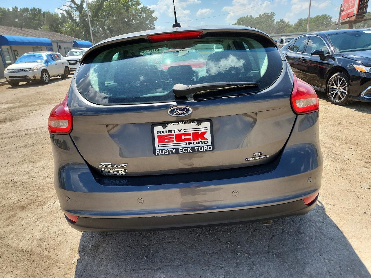 2015 Ford Focus Se - Image 6