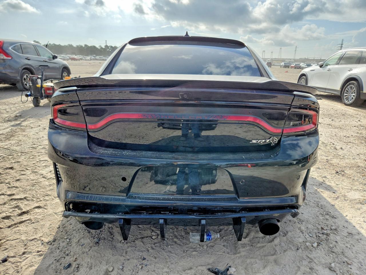 2016 Dodge Charger Srt Hellcat - Image 6