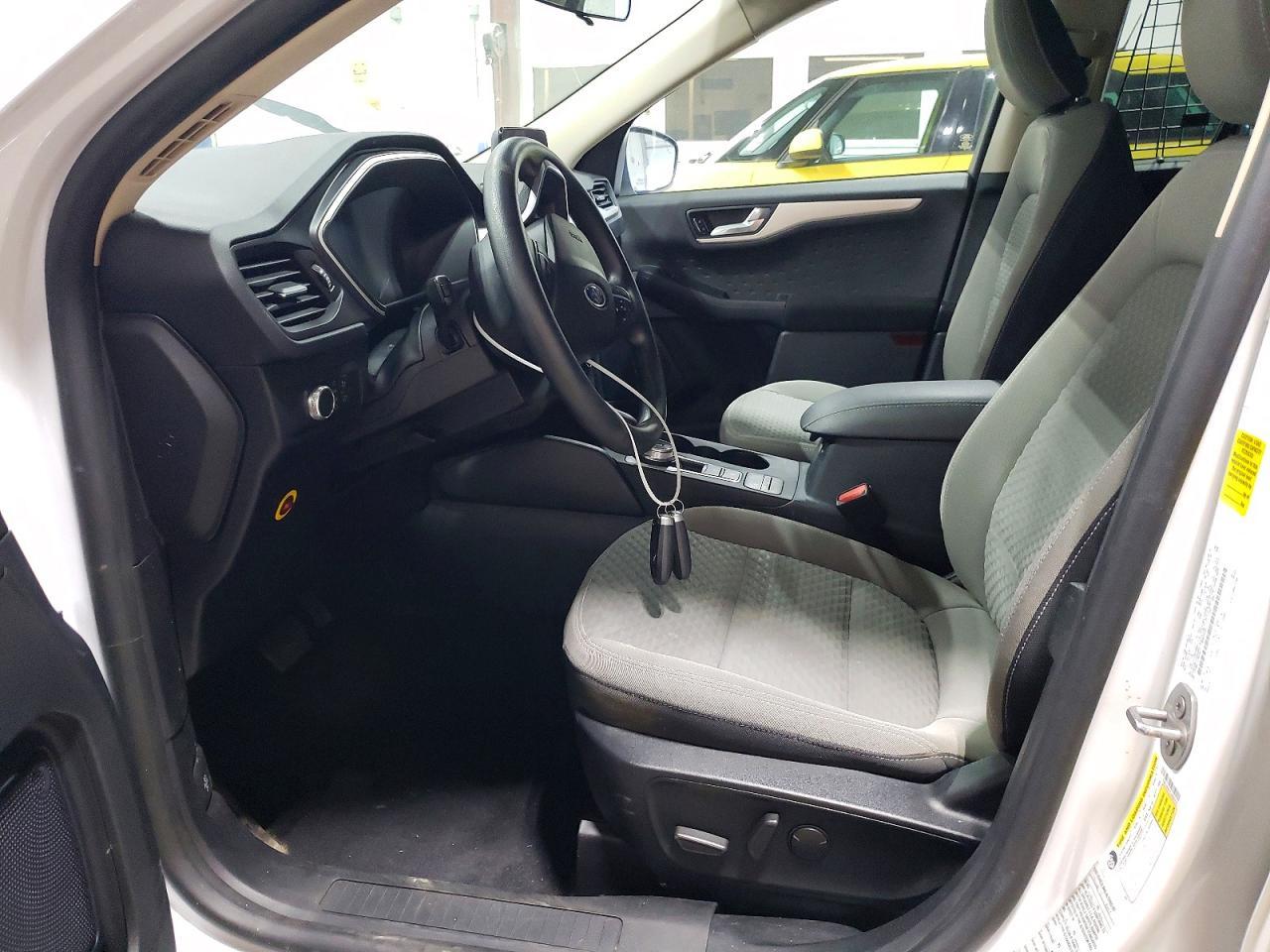 2020 Ford Escape Se - Фото 7