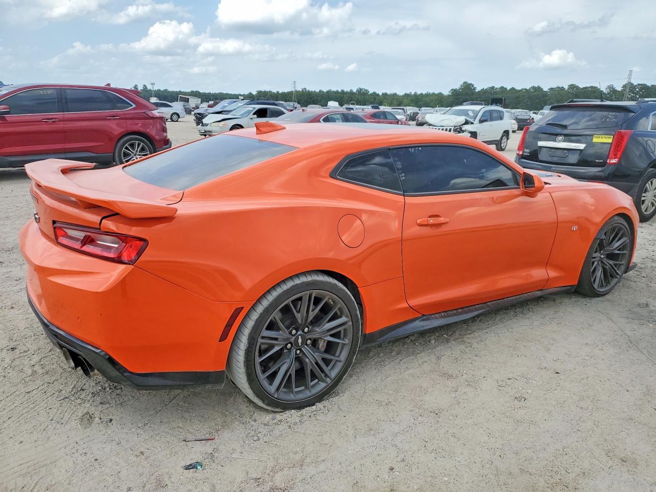 2020 Chevrolet Camaro Zl1 - Фото 3