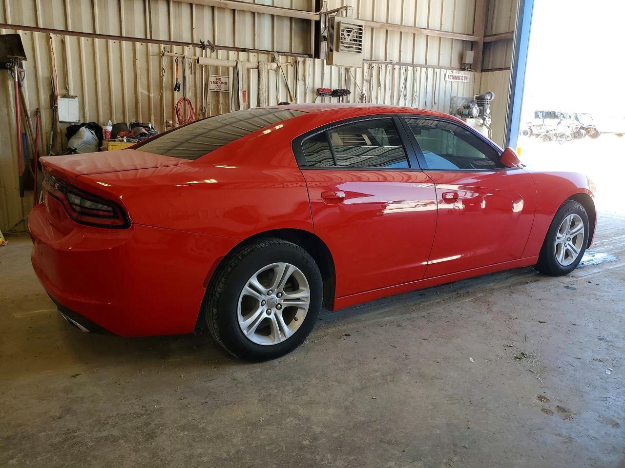 2022 Dodge Charger Sxt - Фото 3