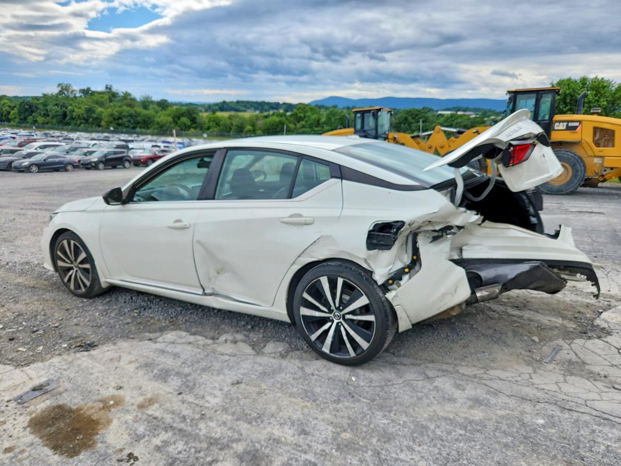 2019 Nissan Altima Sr - Фото 2