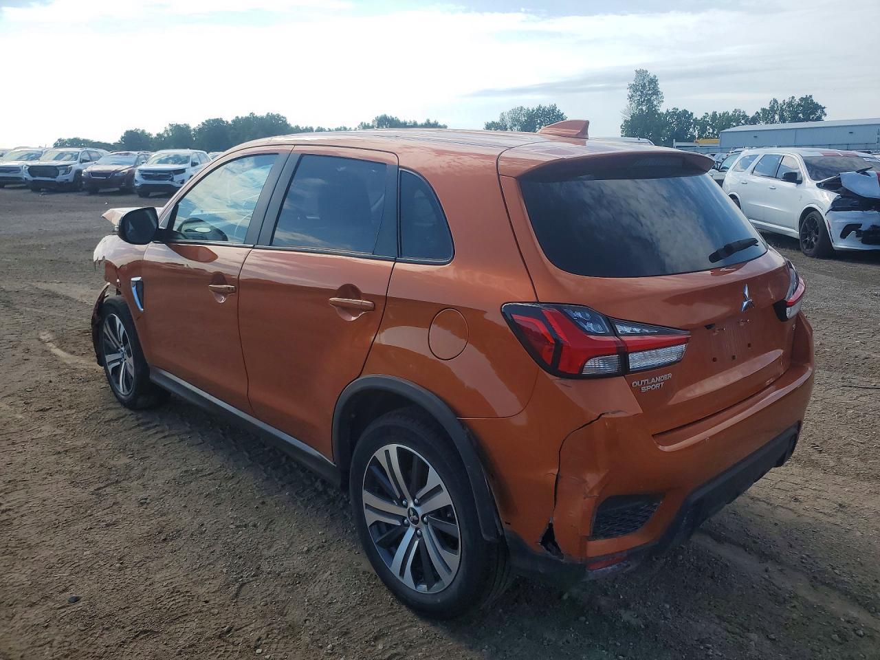2024 Mitsubishi Outlander Sport S/Se - Фото 2