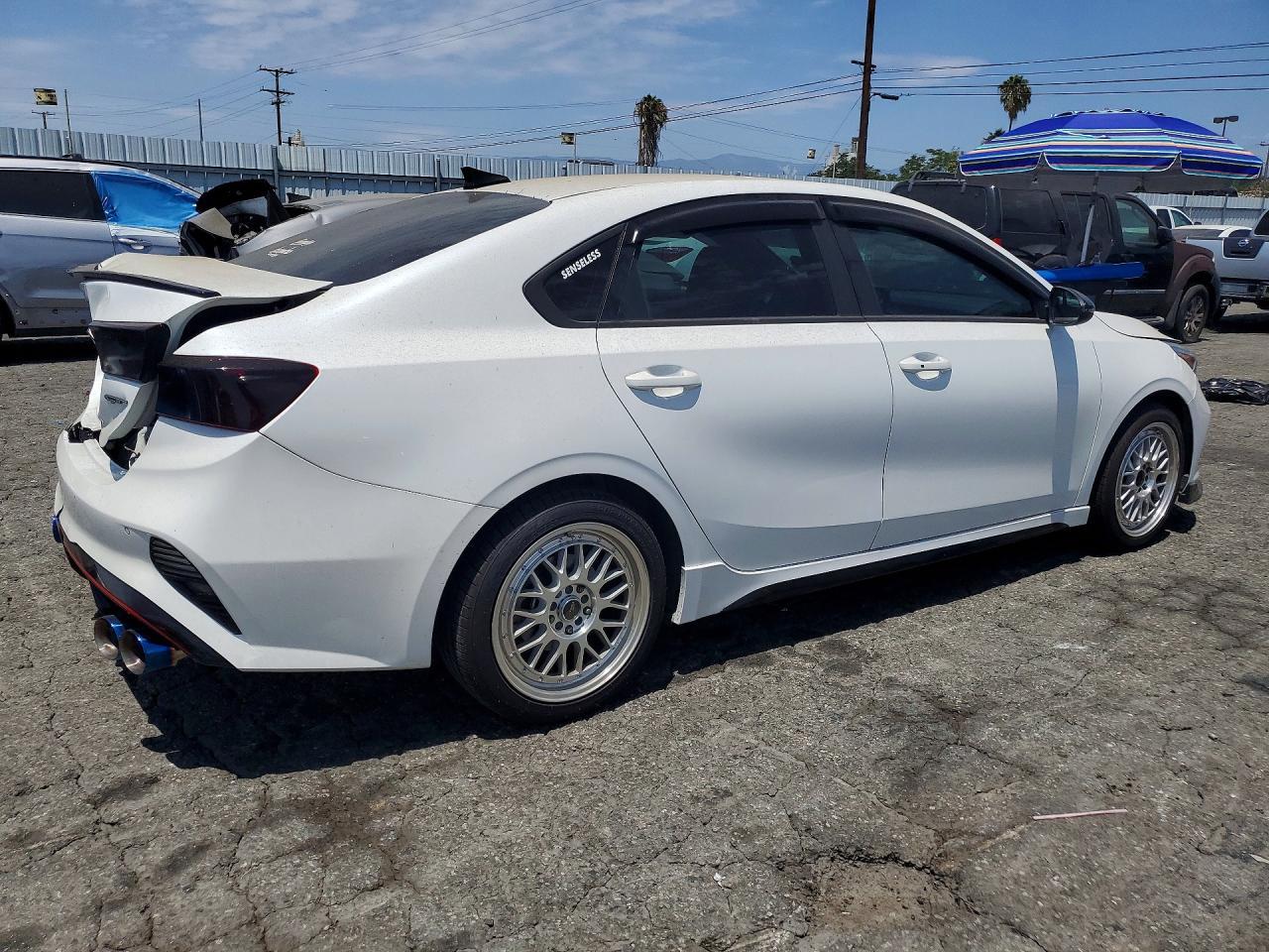 2023 Kia Forte Gt - Image 3