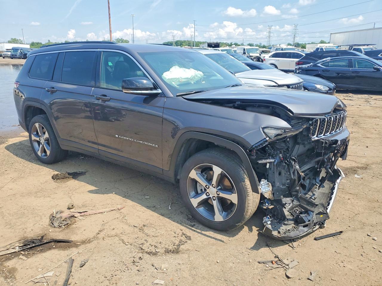 2024 Jeep Grand Cherokee L Limited - Image 4