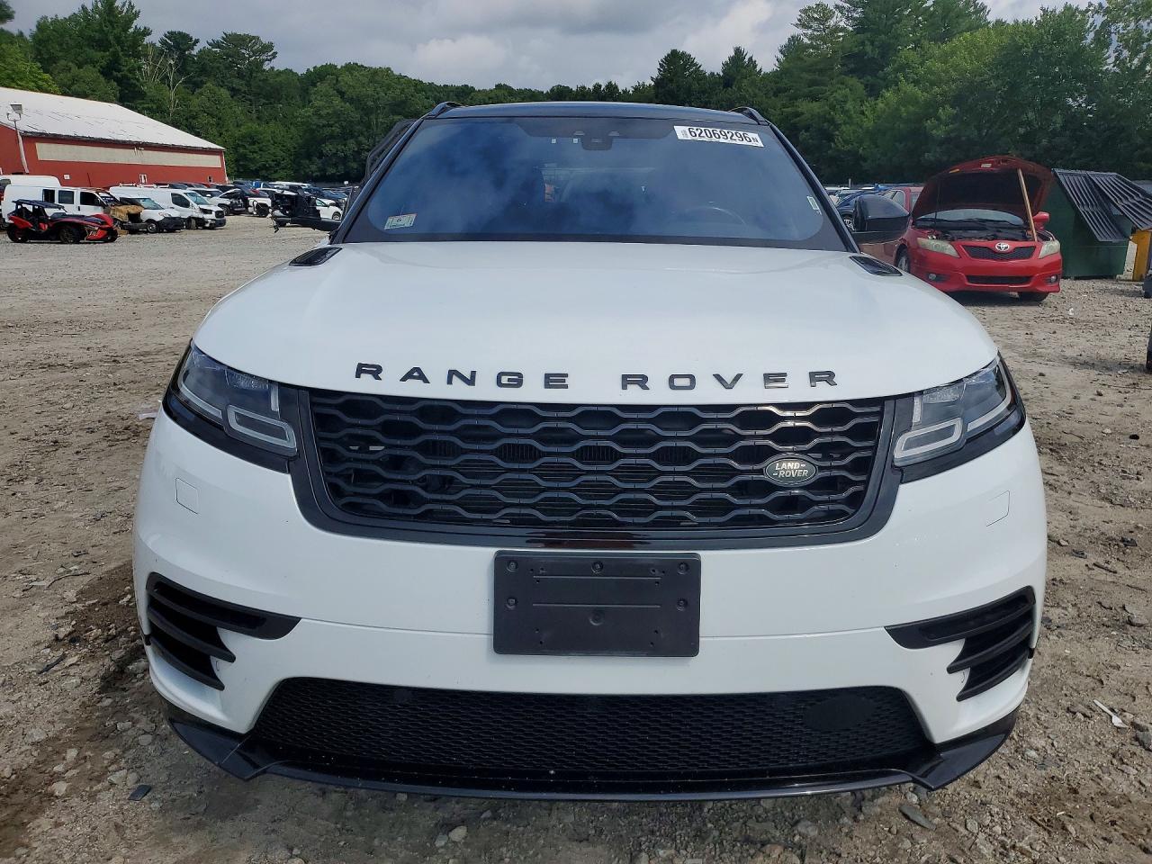 2019 Land Rover Range Rover Velar R-Dynamic Se - Image 5