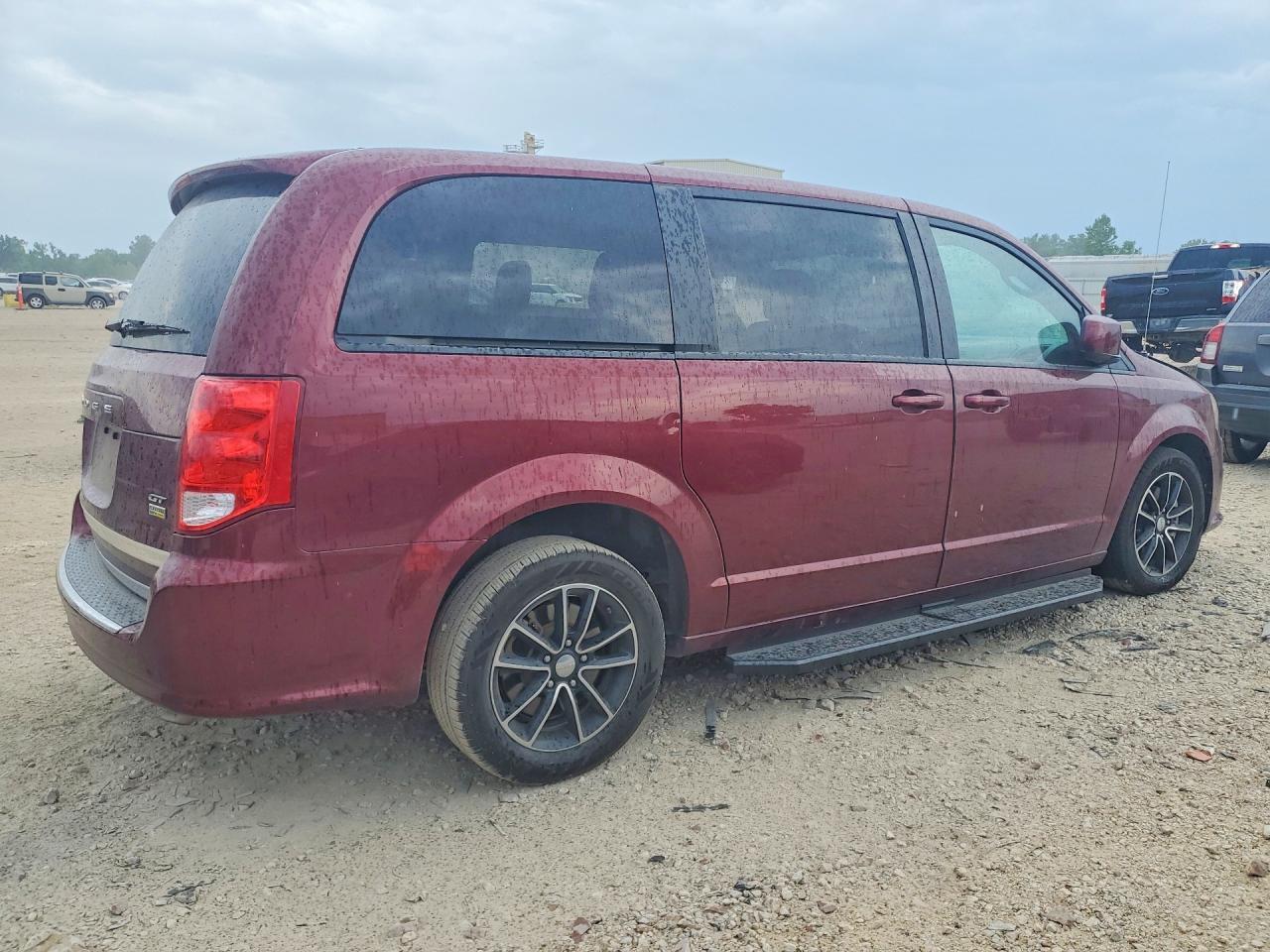 2019 Dodge Grand Caravan Gt - Фото 3