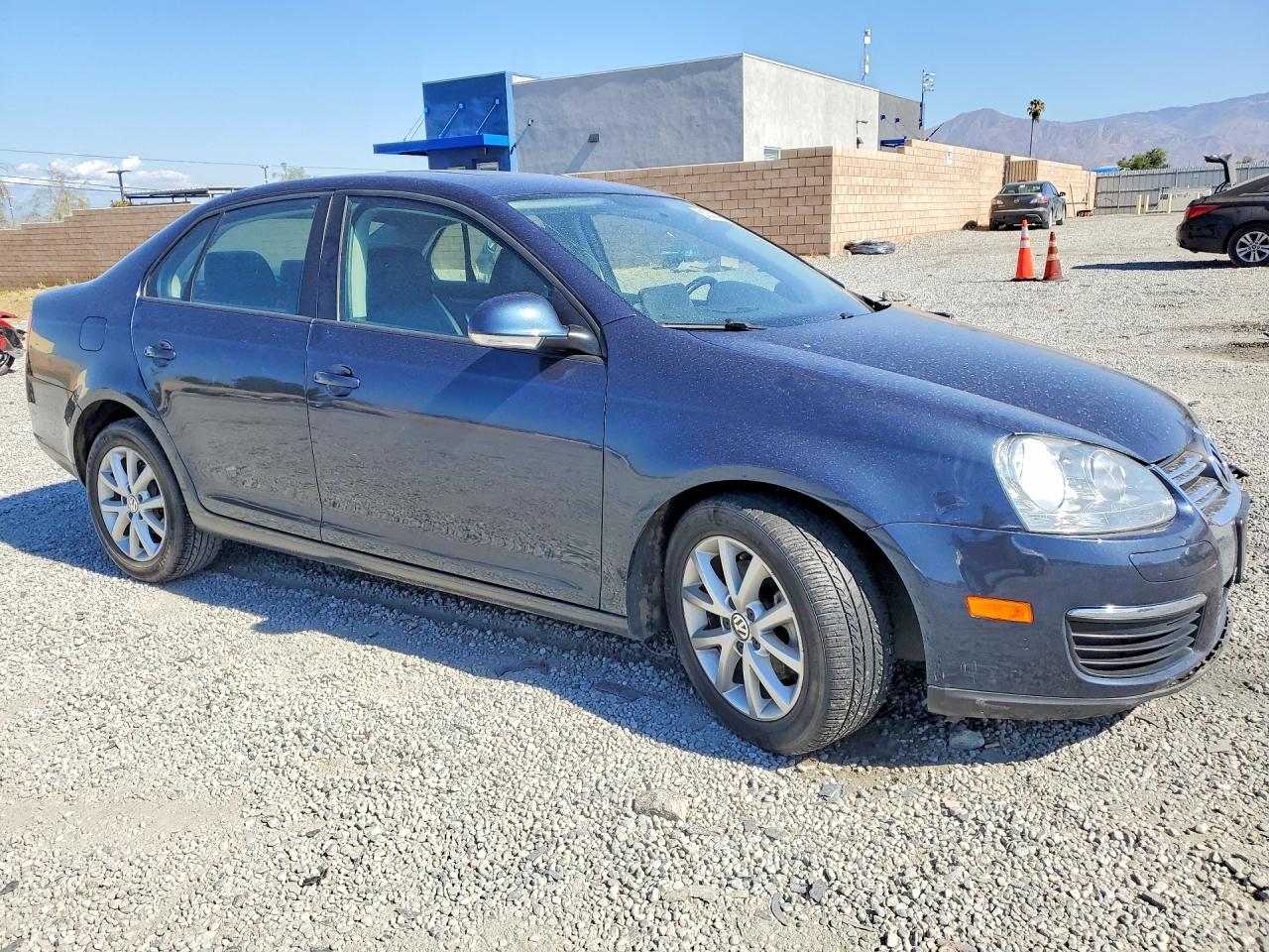 2010 Volkswagen Jetta Se - Фото 4
