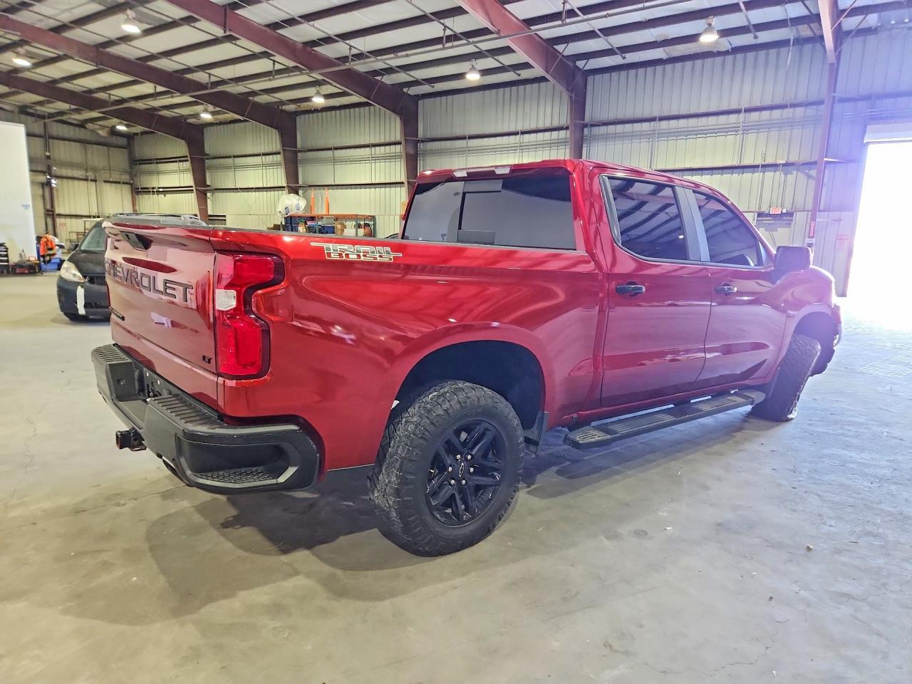 2021 Chevrolet Silverado K1500 Lt Trail Boss - Фото 3