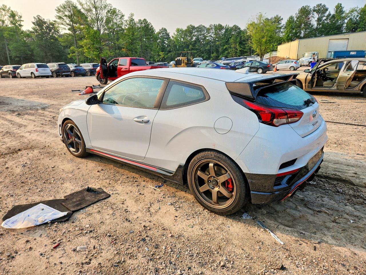 2020 Hyundai Veloster N Base - Фото 2
