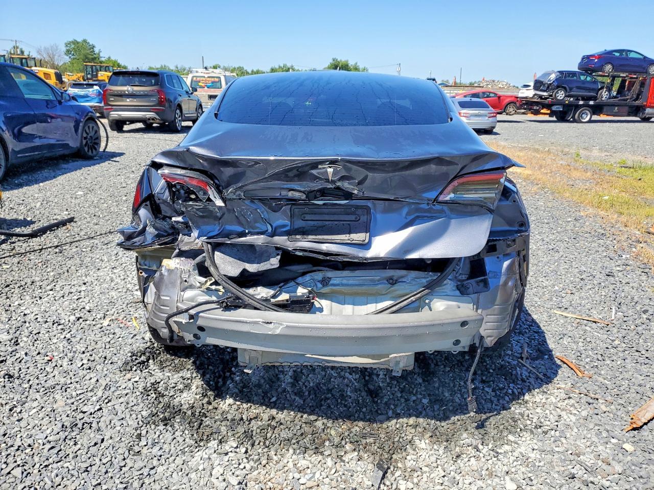 2023 Tesla Model 3 - Фото 6