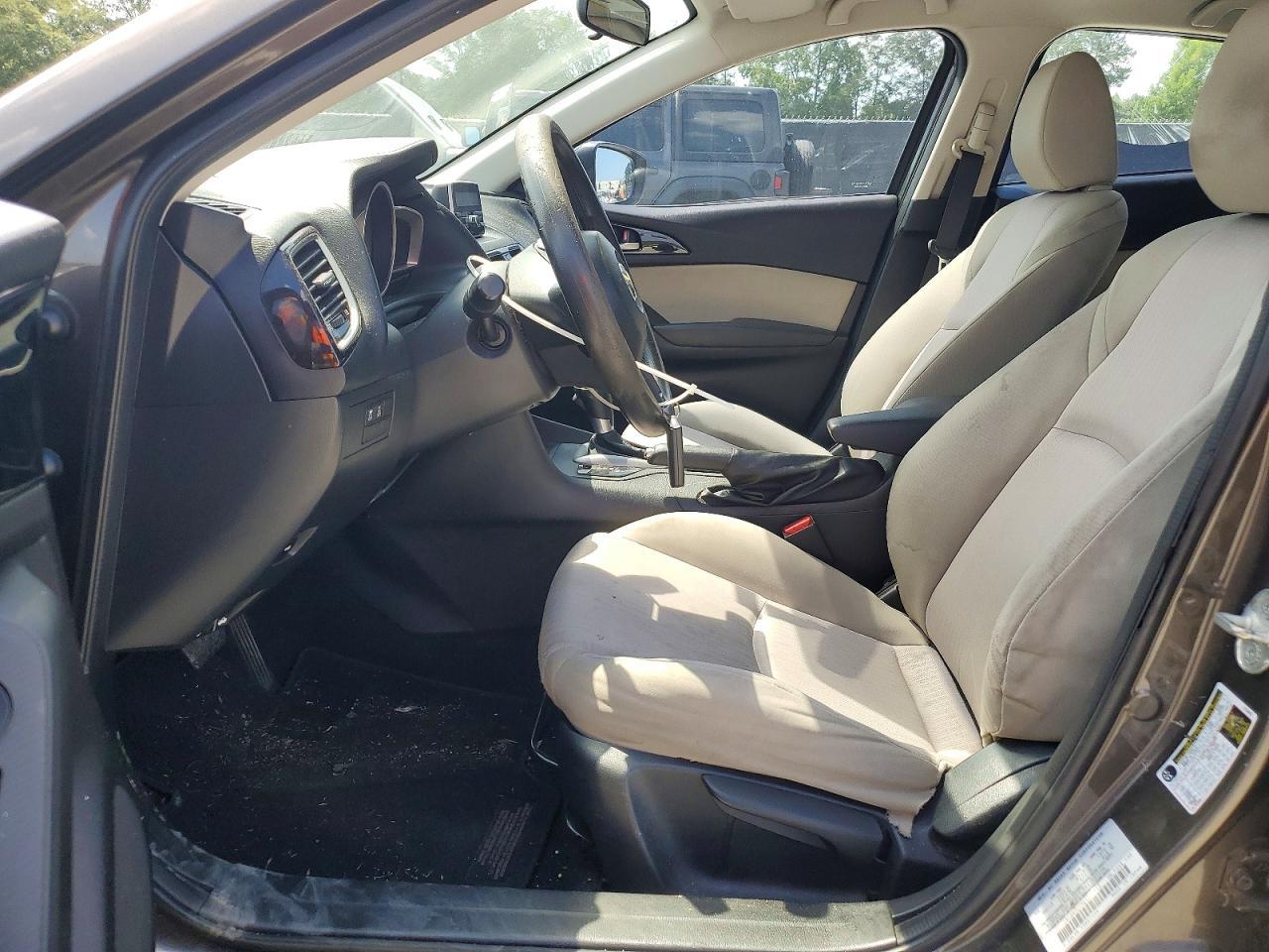 2014 Mazda 3 Sport - Image 7