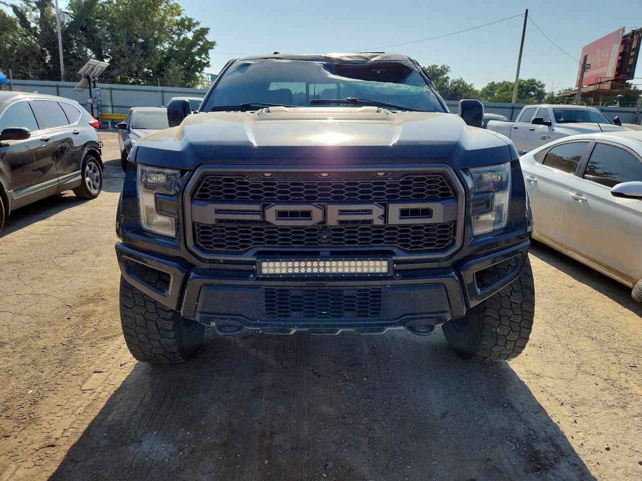 2018 Ford F150 Raptor - Фото 5