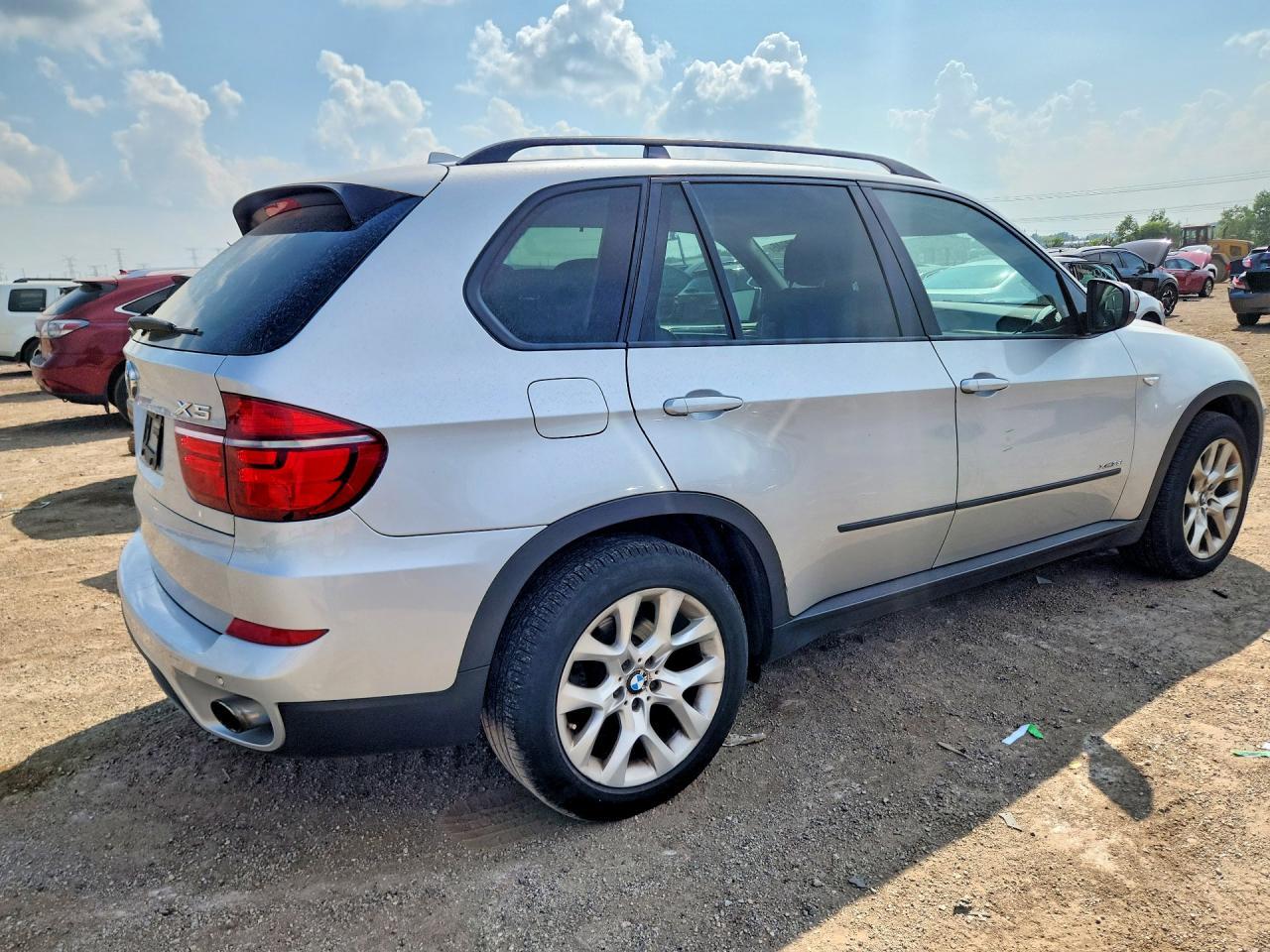 2011 BMW X5 xDrive35I - Фото 3