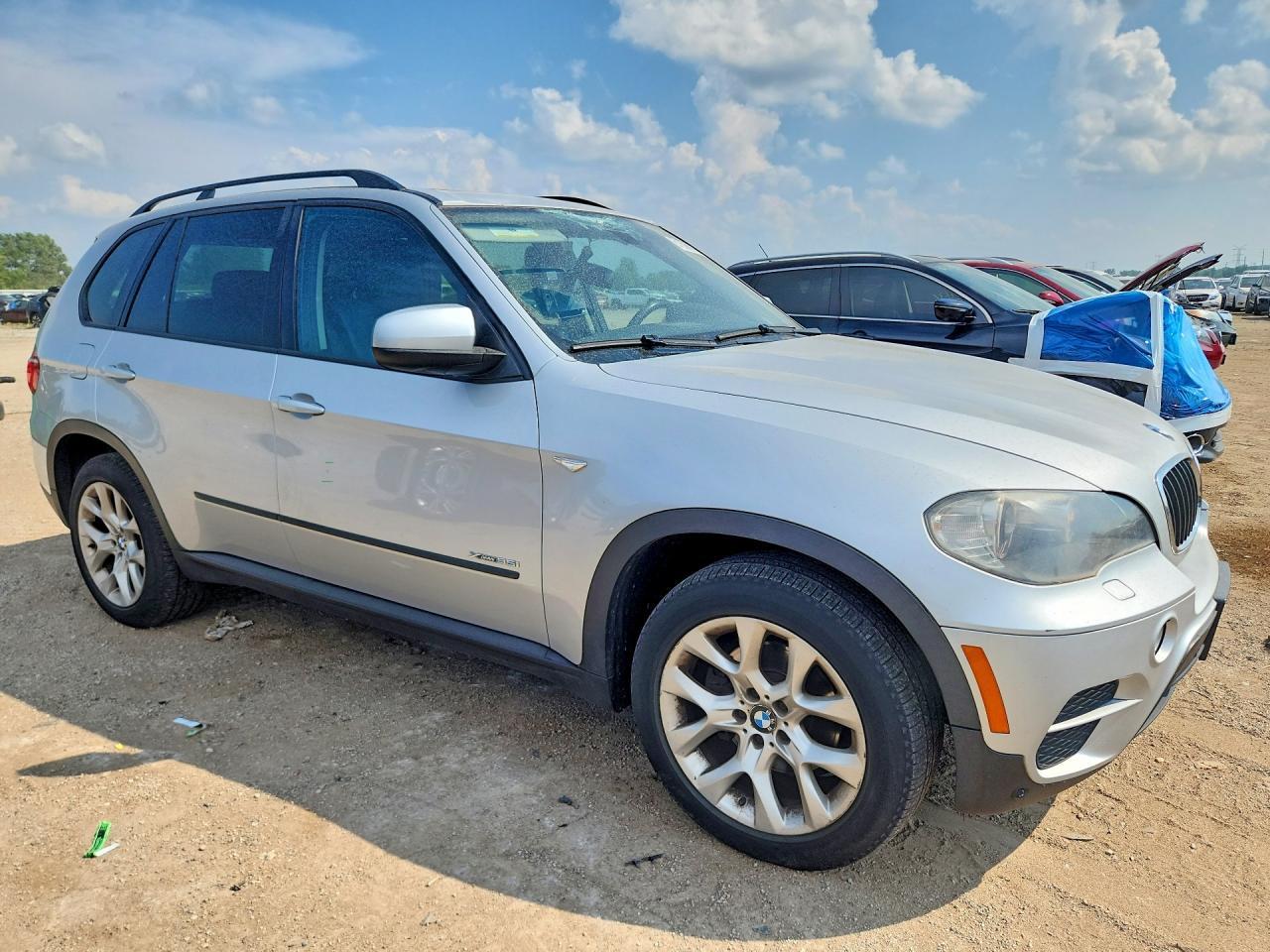 2011 BMW X5 xDrive35I - Фото 4