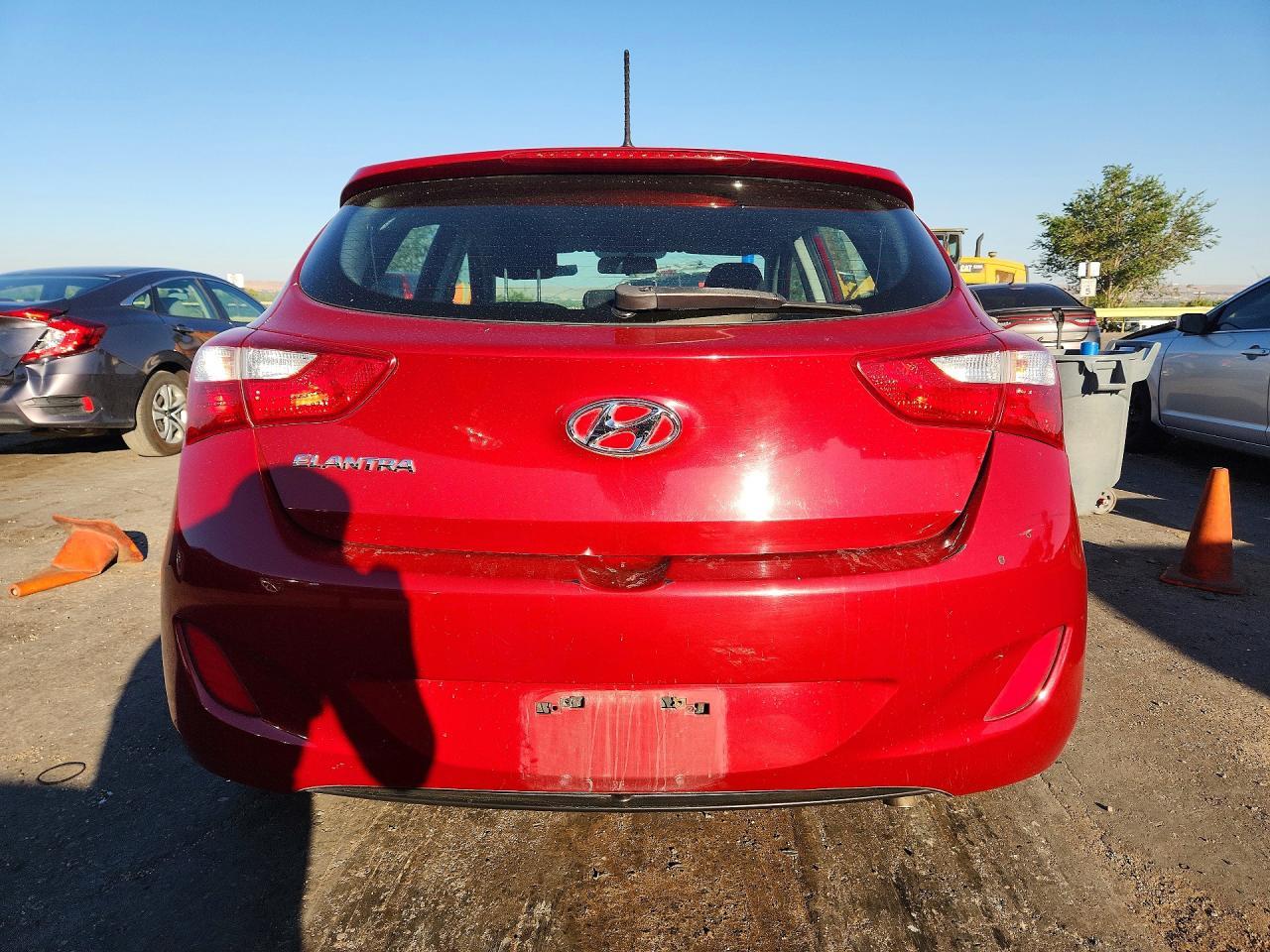 2016 Hyundai Elantra Gt Base - Фото 6