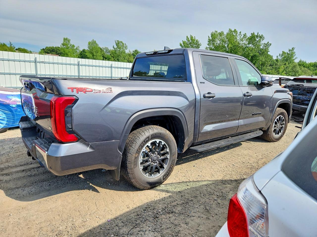 2025 Toyota Tundra Sr5 - Фото 3