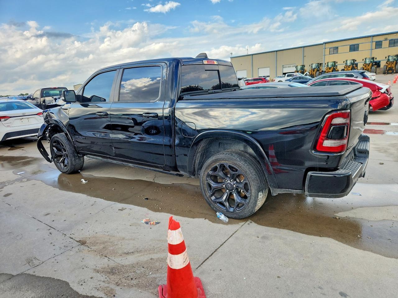 2021 Ram 1500 Limited - Фото 2