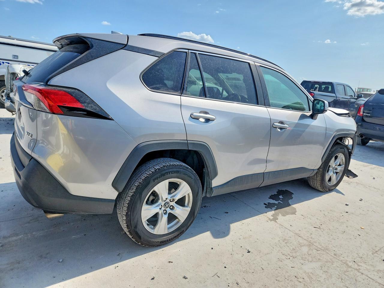 2020 Toyota Rav4 Xle - Фото 3