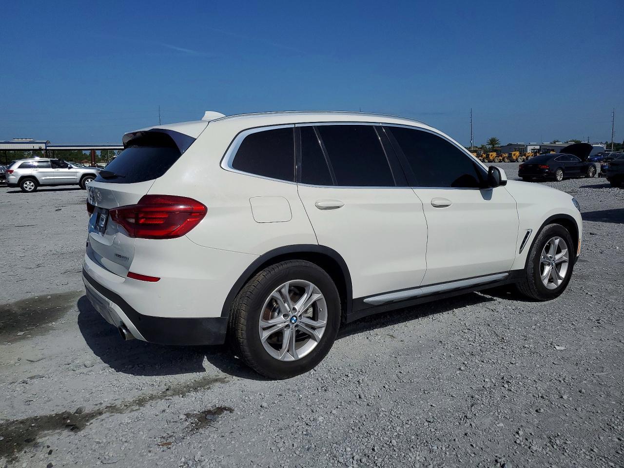 2020 BMW X3 xDrive30I - Фото 3