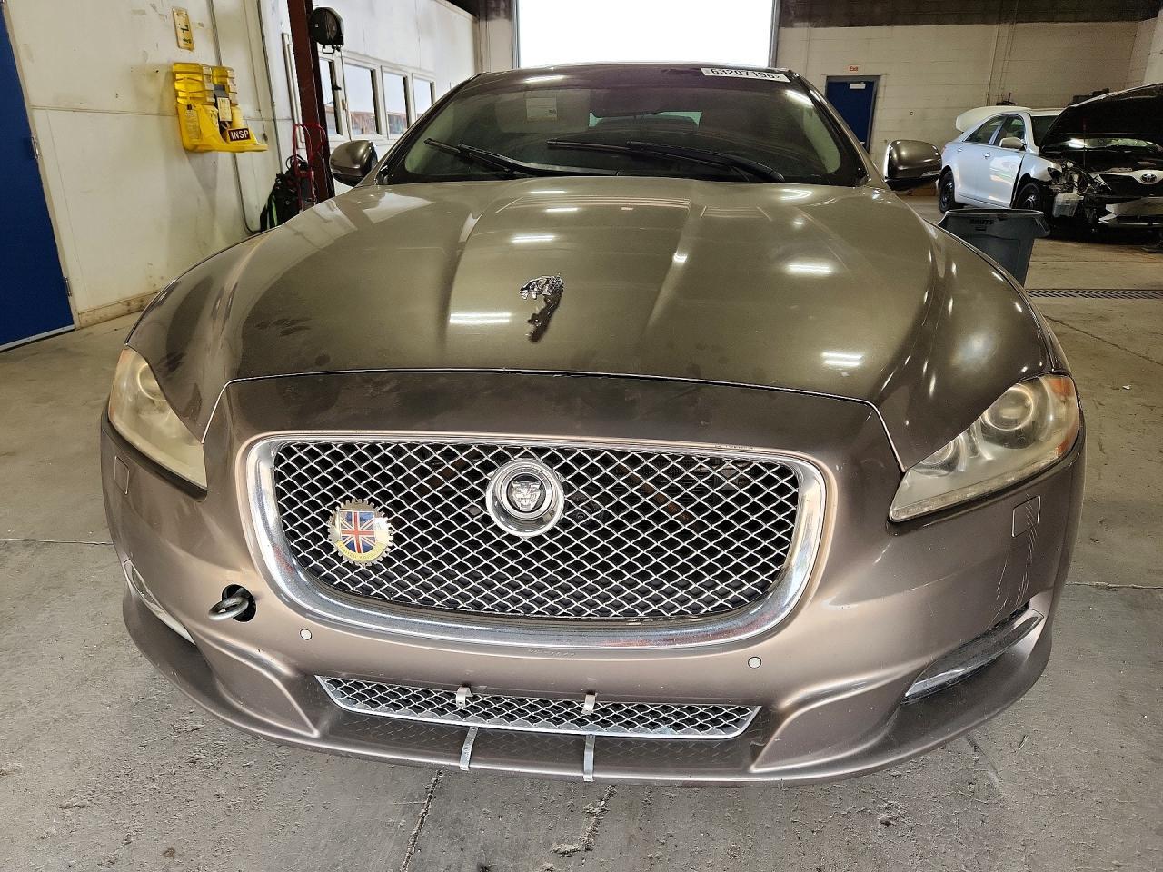 2011 Jaguar Xjl - Фото 5