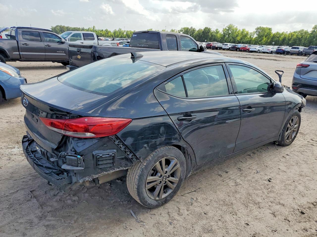 2018 Hyundai Elantra Sel - Image 3