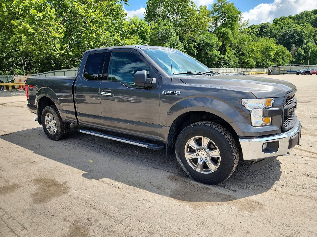 2017 Ford F150 Super Cab - Фото 4