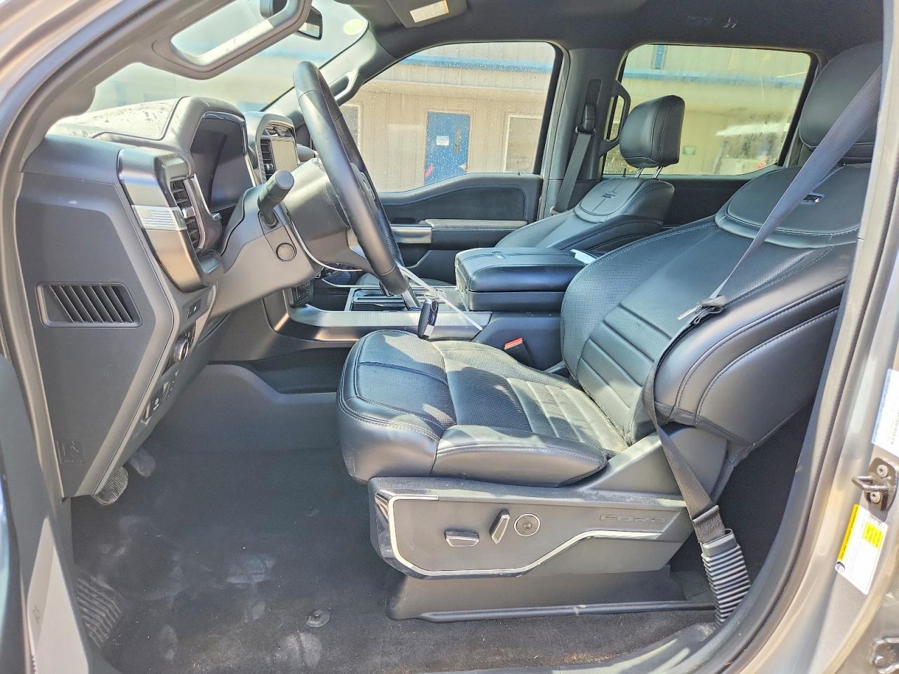 2025 Ford F150 Platinum - Фото 7