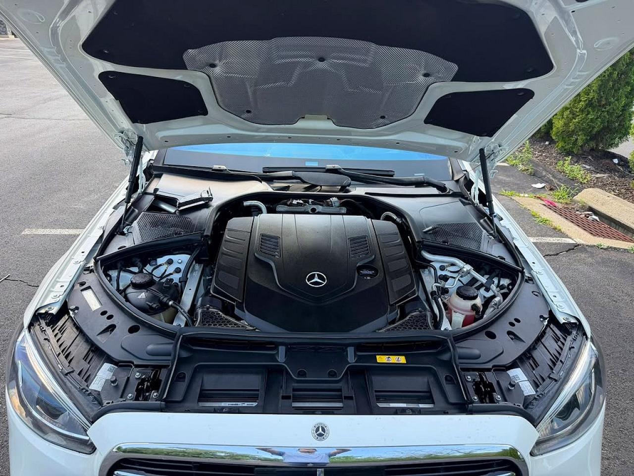 2022 Mercedes-Benz S 580 4Matic - Image 7