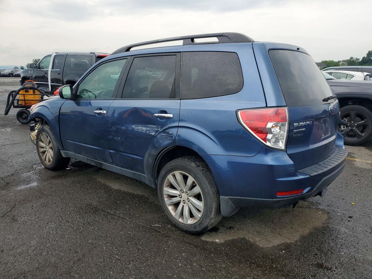 2011 Subaru Forester Limited - Фото 2