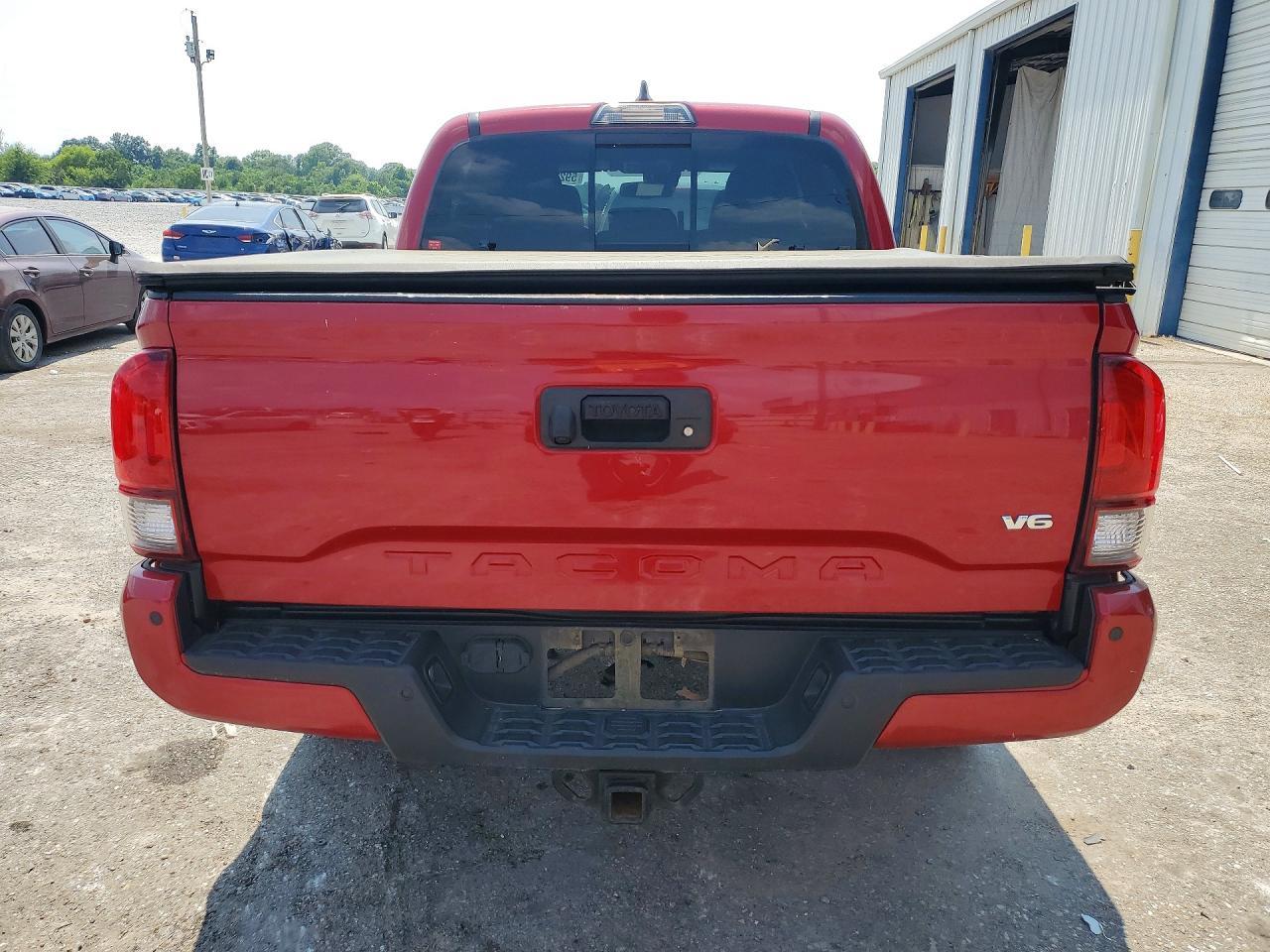 2019 Toyota Tacoma Trd Off-Road - Image 6