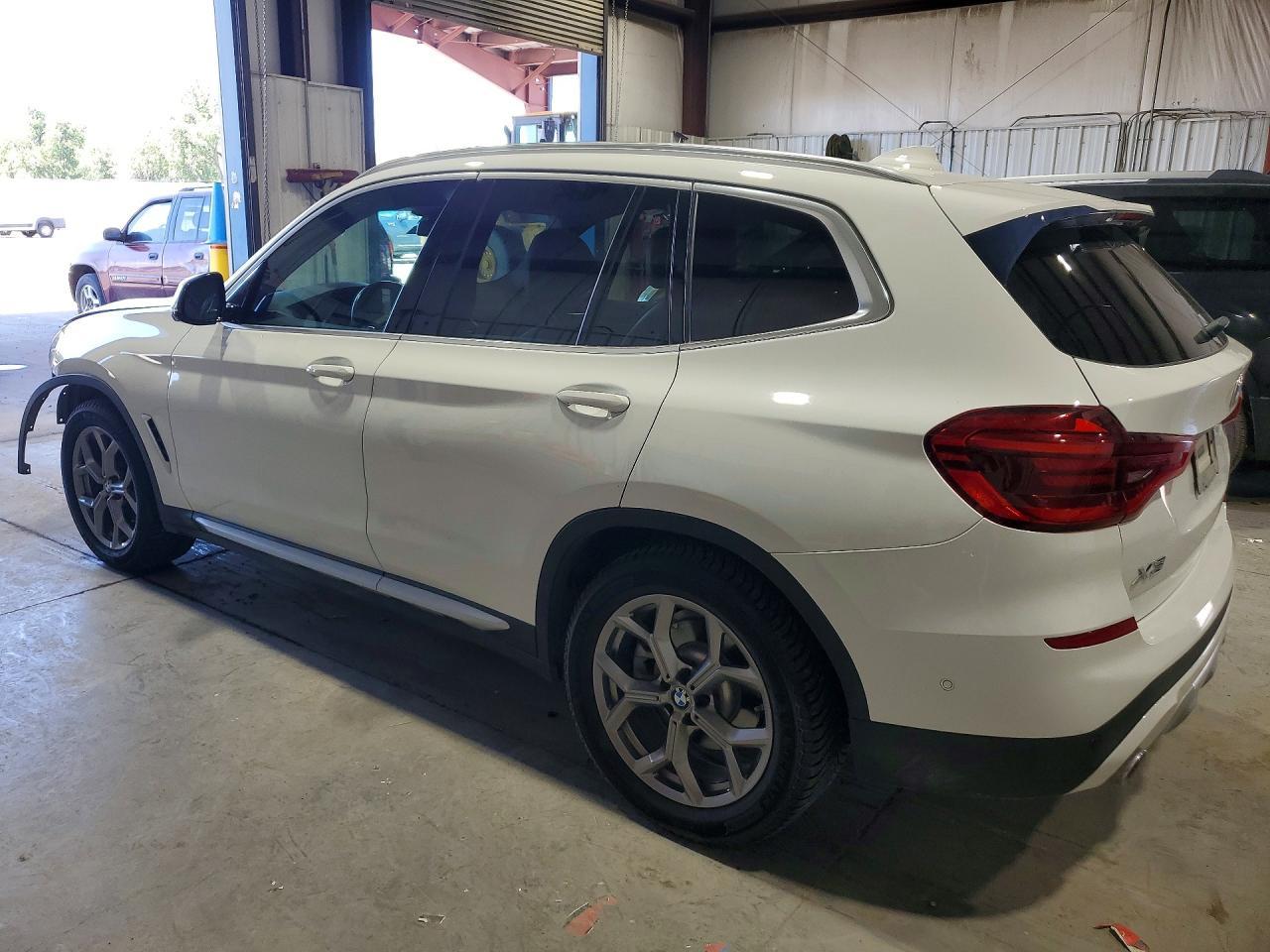 2020 BMW X3 xDrive30I - Фото 2