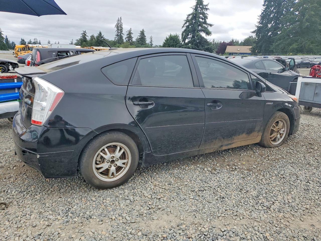 2010 Toyota Prius Iii - Фото 3