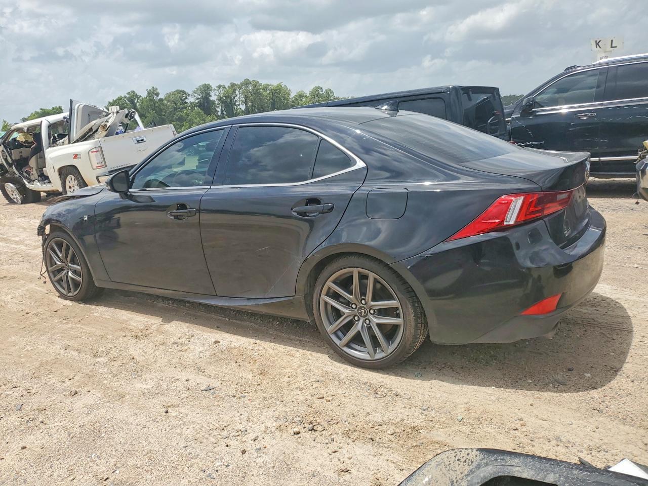 2016 Lexus Is 200T - Image 2