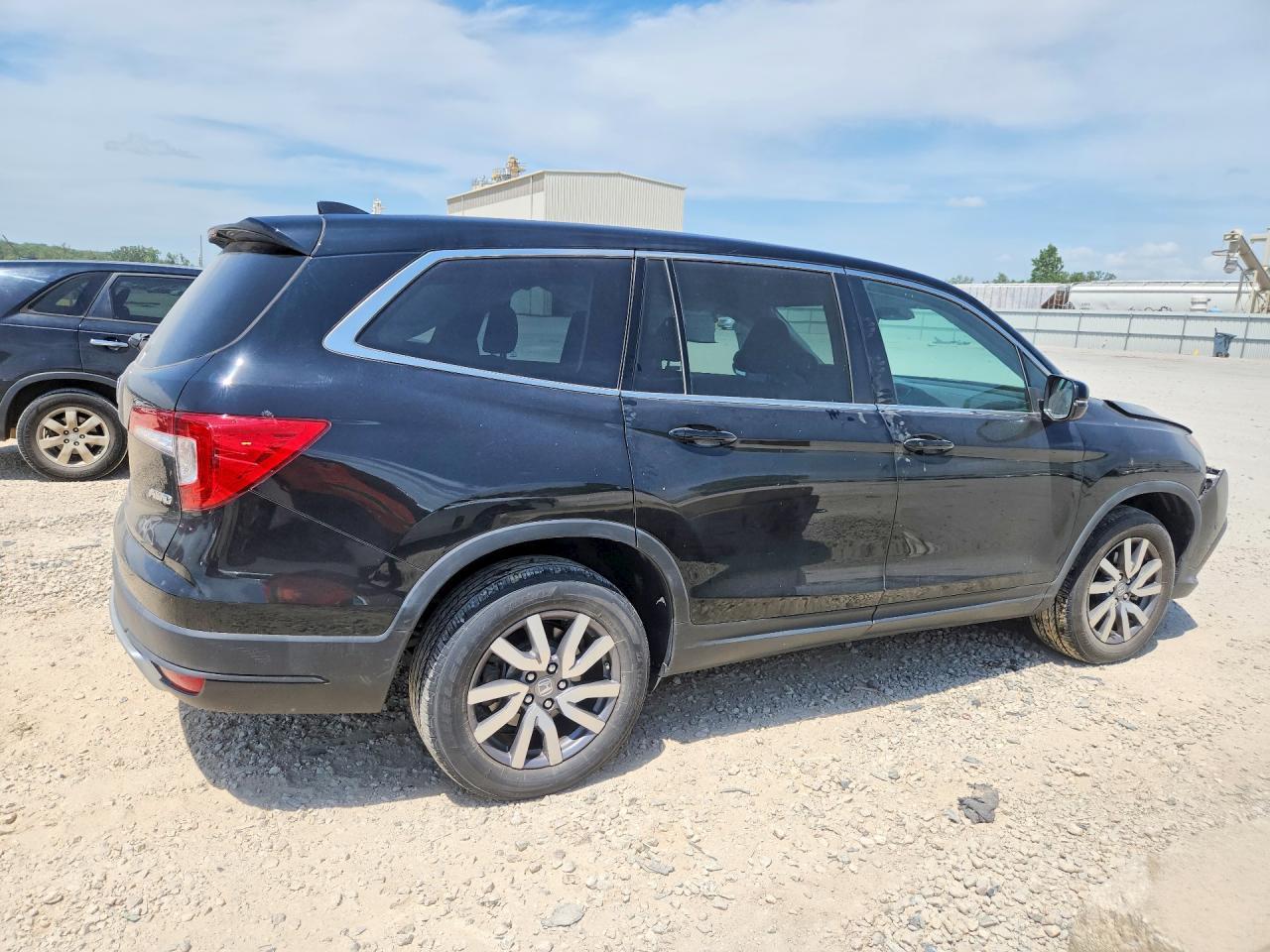 2019 Honda Pilot Exl - Image 3