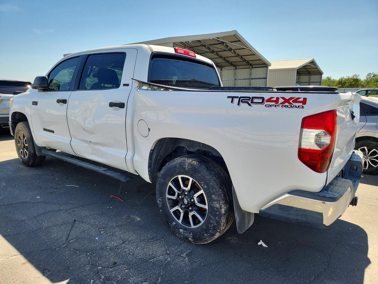 2015 Toyota Tundra Sr5 - Фото 2