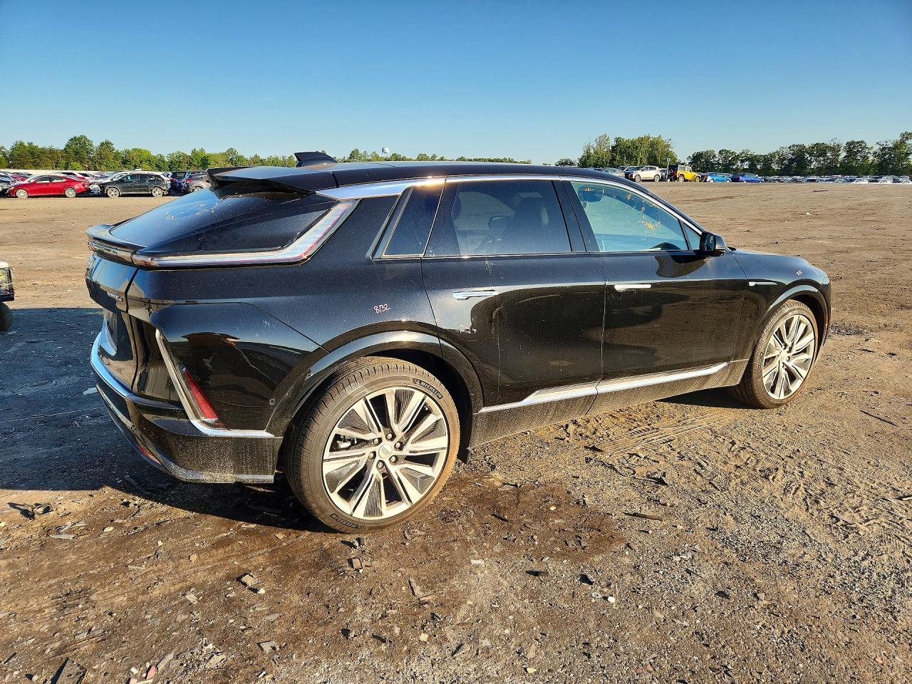 2025 Cadillac Lyriq Luxury - Фото 3