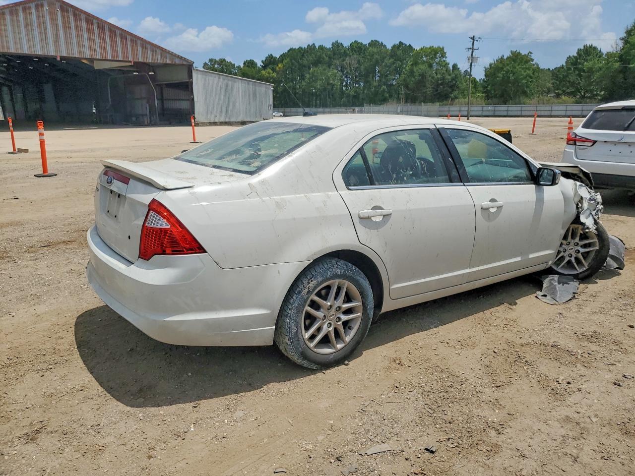 2012 Ford Fusion S - Фото 3
