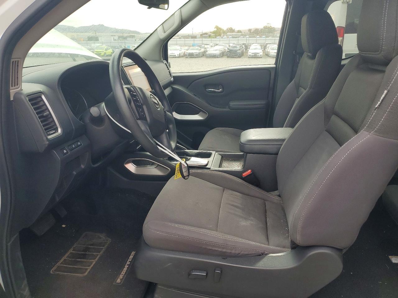 2022 Nissan Frontier Sv - Image 7