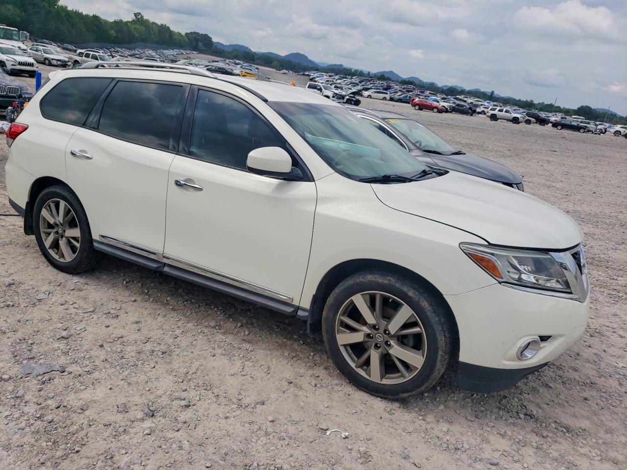 2014 Nissan Pathfinder S - Фото 4